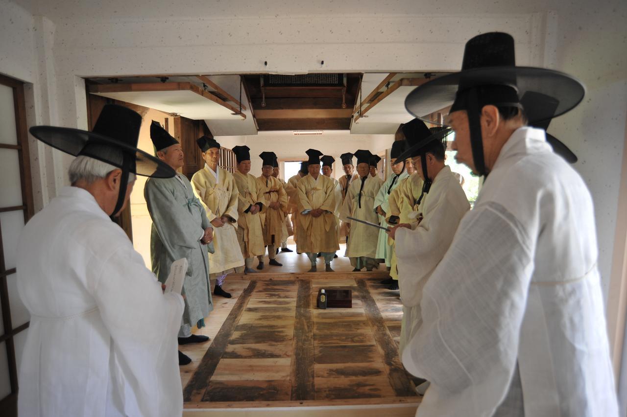 Gwiae Traditional House Yeongcheon Exterior foto