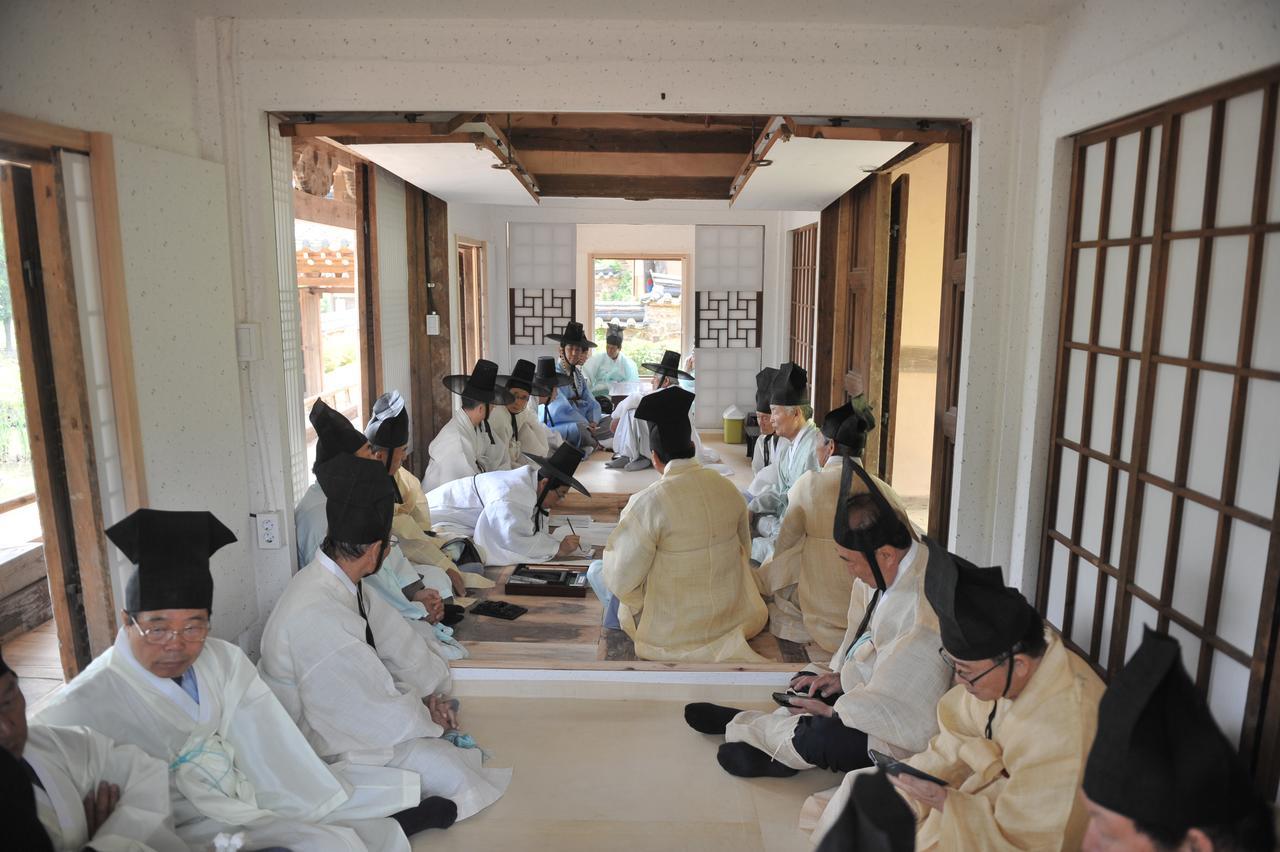 Gwiae Traditional House Yeongcheon Exterior foto